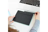 Графический планшет WACOM Intuos S Bluetooth фисташковый